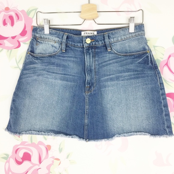 FRAME Denim Medium Wash Frayed Mini Skirt 28 - Picture 1 of 7